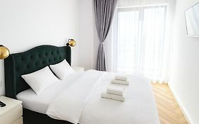 Cinque Stelle Hotel Apartments